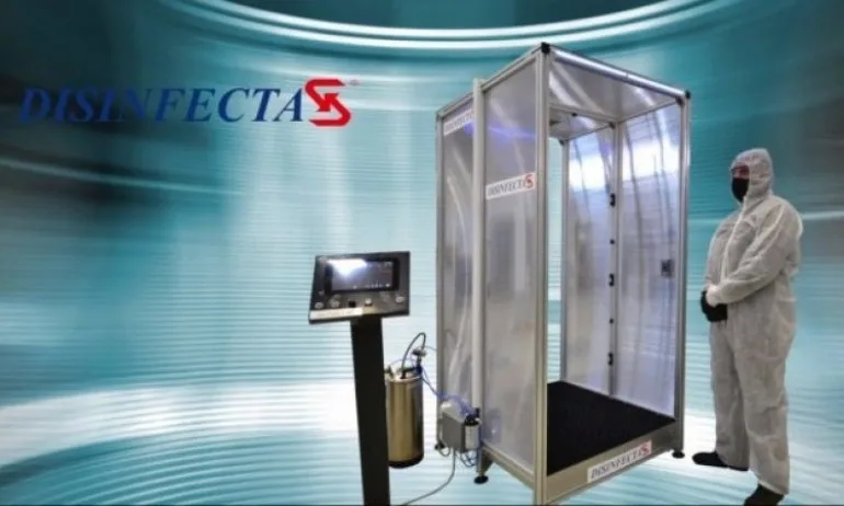Българска компания разработи кабина за дезинфеция. Дарява прототипа на столична болница - Tribune.bg
