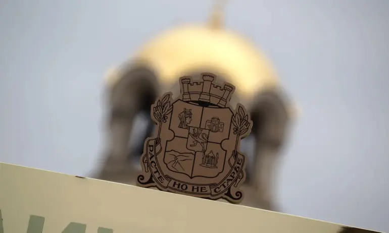 За добрите сили, Златния телец, шестоъгълните пето*ници и софийските дришльовци - Tribune.bg