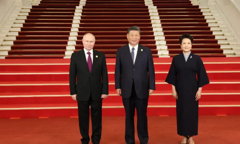 Путин нарече Дзинпин скъп приятел. Призова за тясна координация с Китай във външната политика - Tribune.bg