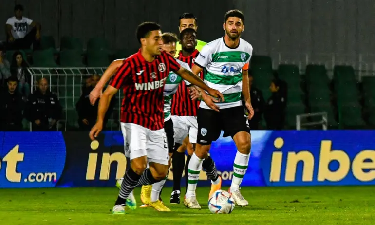 Черно море и Локо (Пд) завършиха 2:2 в драматичен мач - Tribune.bg