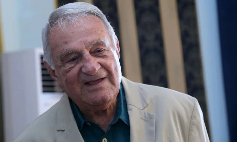 Проф. Алтънков: Ако разпуснат БСП, ще им помогнат да се отърсят от БКП - Tribune.bg