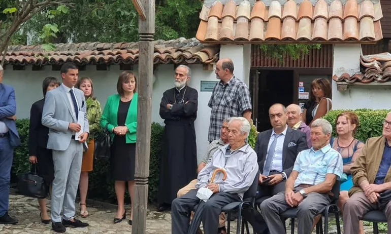Нинова: Разделяй и владей е за онези, които искат да властват над народа си и да го отслабват - Tribune.bg