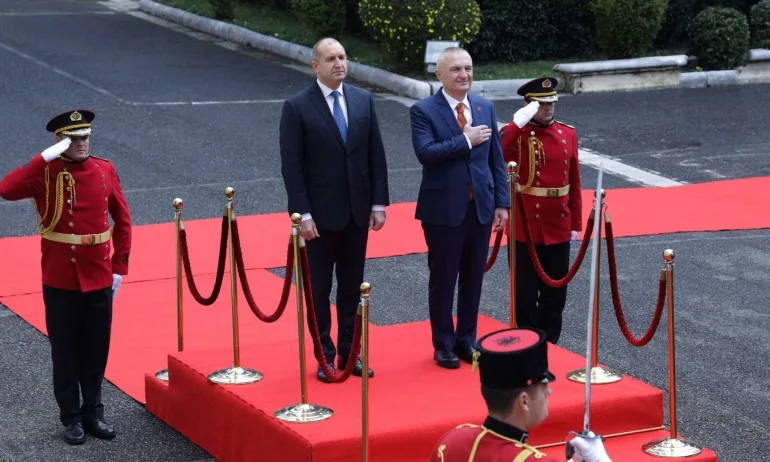 Радев в Албания: Да помогнем на Турция и Гърция - Tribune.bg