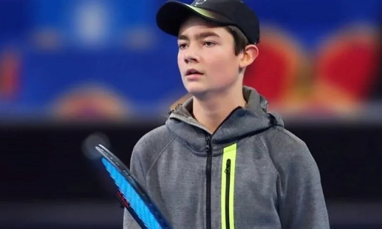 Джордж Лазаров триумфира с титлата на турнир от Тенис Европа в Скопие - Tribune.bg