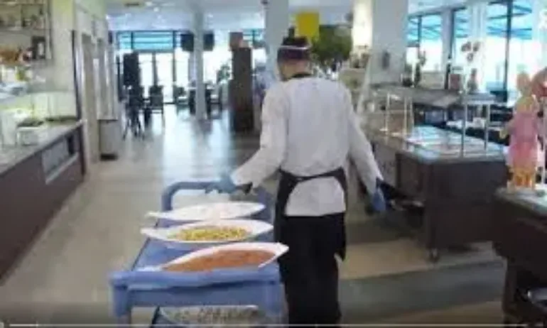 Криза за работници по морето: Най-търсени са готвачите, заплатите им до 3000€ - Tribune.bg