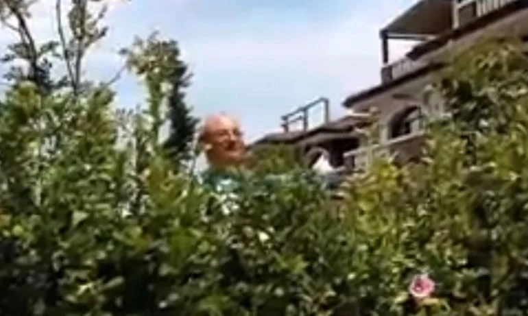 Протестиращи отидоха да се молят на Доган да разпредели баницата по равно - Tribune.bg