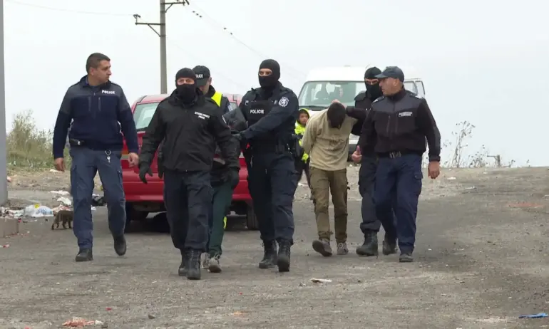 17 задържани при акция срещу купения вот в Бургаско / ОБНОВЕНА/ - Tribune.bg