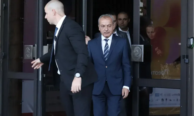 Гълъб Донев призова за работа и отговорност - Tribune.bg