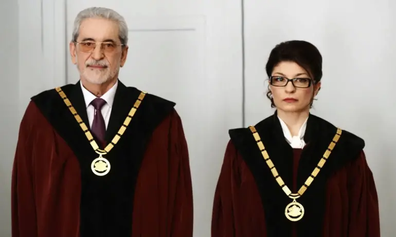 Атанасова и Белазелков положиха клетва като конституционни съдии (ВИДЕО/СНИМКИ) - Tribune.bg