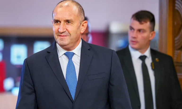 Радев свиква КСНС заради вейповете и наркотиците сред подрастващите - Tribune.bg