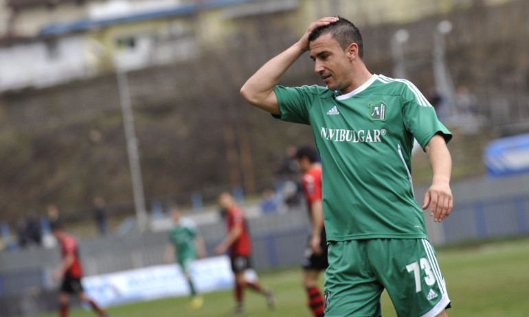 Изхвърлиха от футбола шампион на България - Tribune.bg
