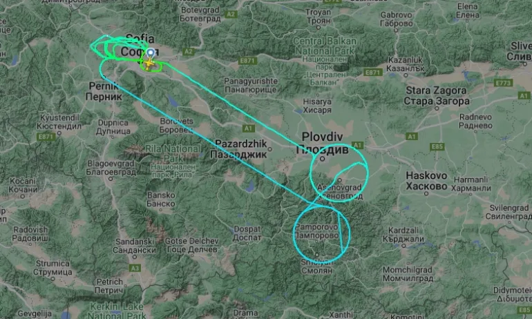 Полет на Авиоотряд 28 стана хит в социалните мрежи - Tribune.bg