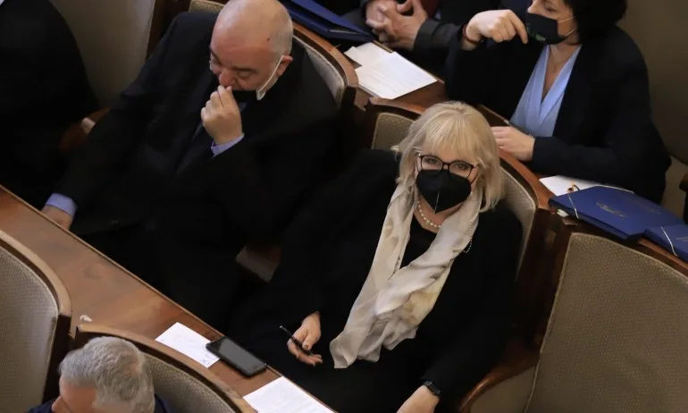 Архивите говорят: Коя е Мария Капон и каква е връзката ѝ с Арман Бабикян - Tribune.bg