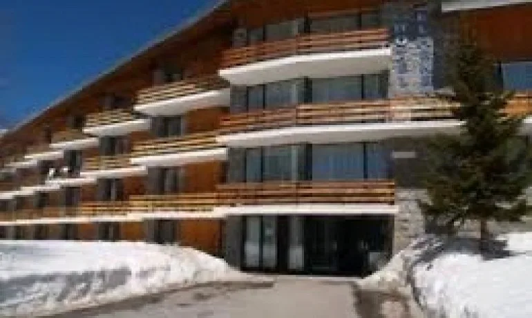 Рекордна посещаемост на базата в Белмекен - Tribune.bg