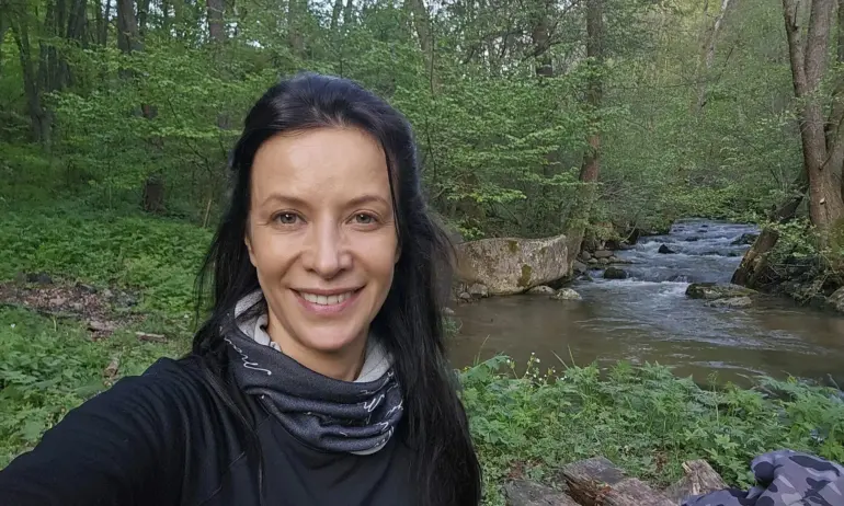 Яна Маринова: Хората страшно много си вярват, но е важно да действаш и не толкова страшно да се провалиш - Tribune.bg