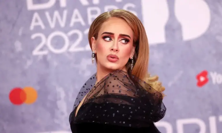 Адел се готви отново да стане майка - Tribune.bg