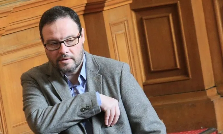 ВМРО искали Москов за евродепутат, Атака на шега им предложили Мозер, Софиянски и Костов - Tribune.bg