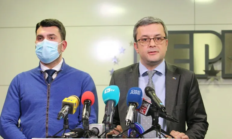 Биков за Изборния кодекс: Ако ние бяхме направили такъв погром, журналистите щяхте да ни унищожите - Tribune.bg