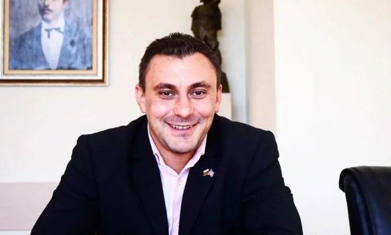 Емил Костадинов е новият областен управител на Перник - Tribune.bg