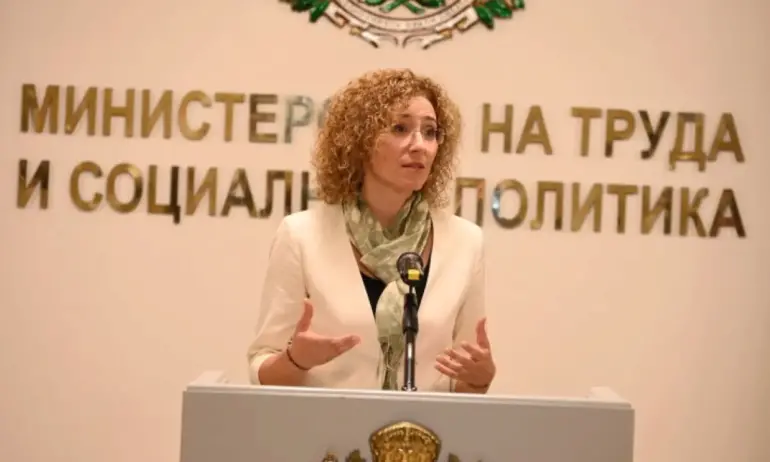 Министър Шалапатова: България е подготвена за нова бежанска вълна - Tribune.bg