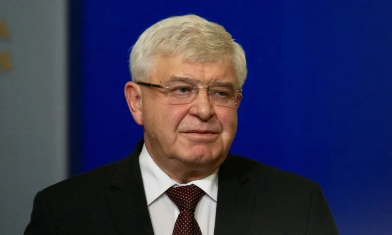 Здравното министерство разработва пакет от мерки в подкрепа на общинските болници - Tribune.bg