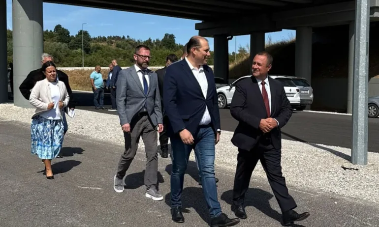 След проверка: Министър Иван Иванов със забележки към изпълнителя на АМ Хемус - Tribune.bg