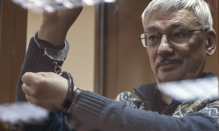 Задушаване на свободата: Още един руски активист отива в затвора (ВИДЕО) - Tribune.bg