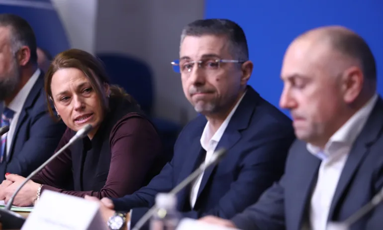 Новият проект Заедно - без червени линии и лъскава опаковка - Tribune.bg