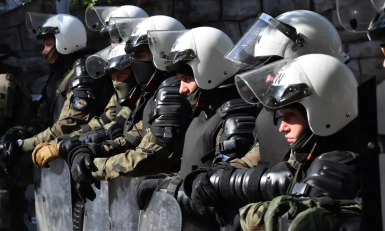 НАТО изпраща допълнителни сили в Косово - Tribune.bg