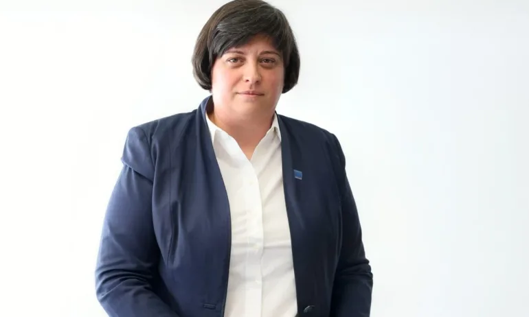 Диана Русинова: За тези 4 години пътищата бяха изоставени без каквато и да било поддръжка - Tribune.bg