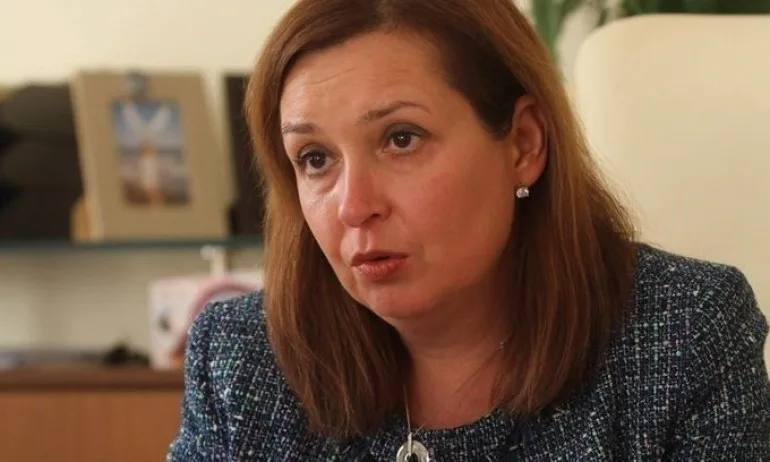 Зорница Русинова: Над 96 млн. са средствата, които са изплатени към фирмите до този момент - Tribune.bg