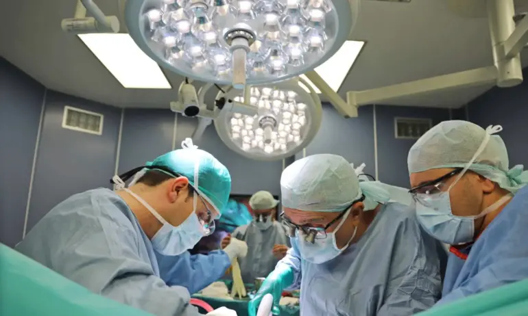 49-годишен мъж получи шанс за нов живот след чернодробна трансплантация във ВМА - Tribune.bg