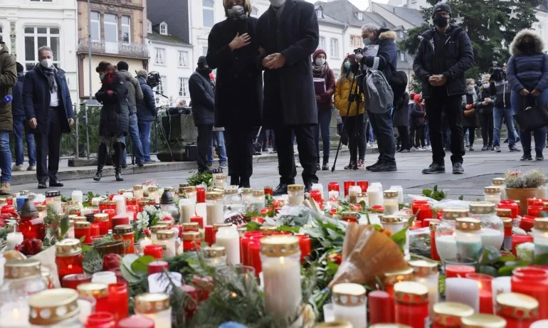 Германският град Трир потъна в скръб след атаката, която отне живота на 5 души - Tribune.bg