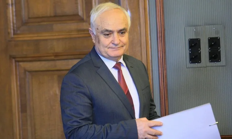 Атанас Запрянов: Няма да има скрити разходи по сделката за F-16 - Tribune.bg