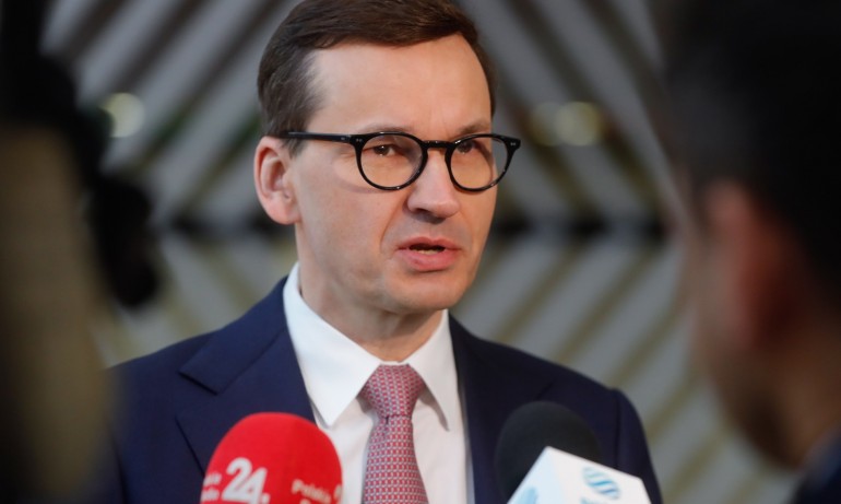 Полша става незавима от руския петрол и газ до 2023 година - Tribune.bg