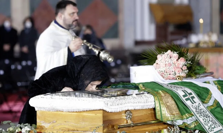 Още случаи на коронавирус сред сръбските духовници: Епископ Давид е с COVID-19 - Tribune.bg