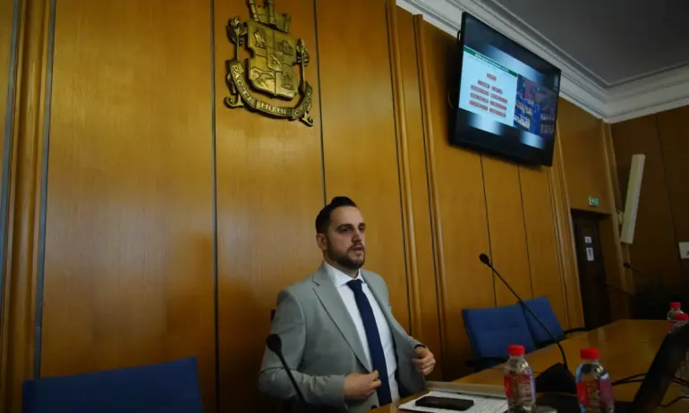 Председателят на СОС иска промени в общински структури - Tribune.bg