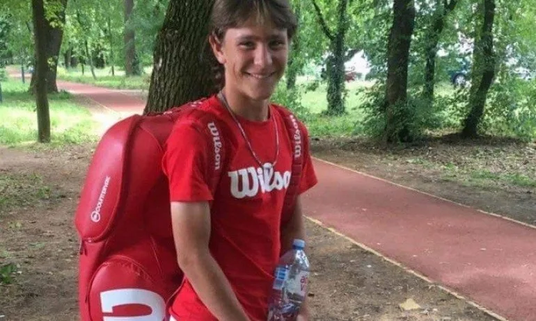 Мартин Десподов и Джулия Златева са четвъртфиналисти на турнир от Тенис Европа в Косово - Tribune.bg