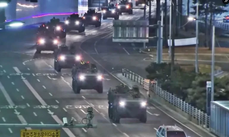 Сблъсъци и танкове в Сеул след обявеното военно положение (ВИДЕО/СНИМКИ) - Tribune.bg