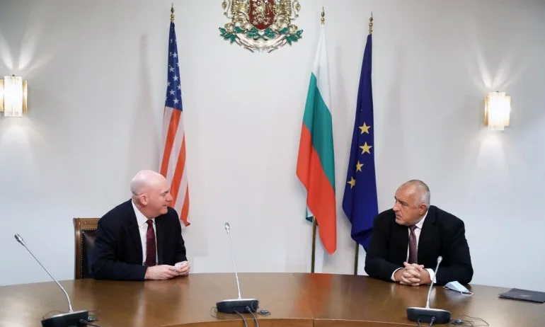 Борисов пред Кларк Купър: САЩ последователно ни подкрепя за модернизацията на въоръжени ни сили - Tribune.bg