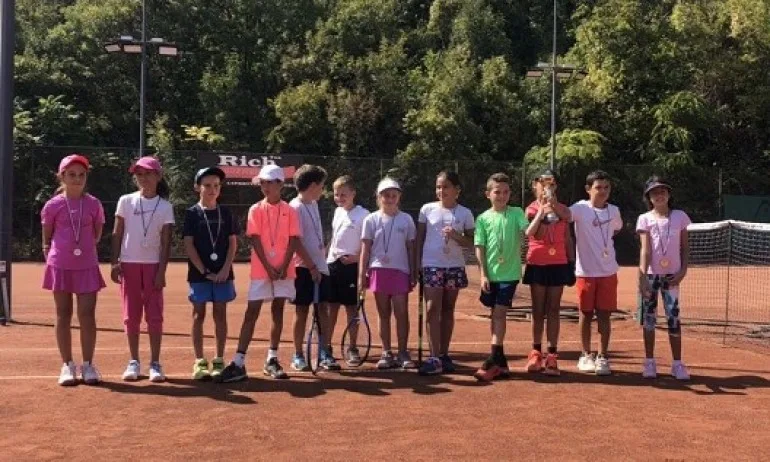 ТК Асеновград спечели регионално отборно първенство до 10 г. в Асеновград - Tribune.bg