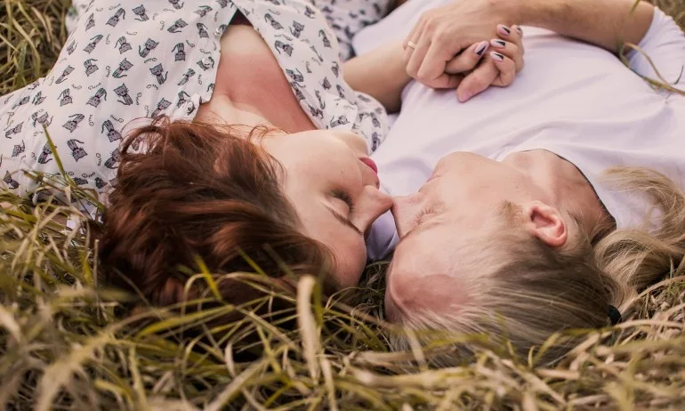 Коя е най-добрата поза за женския оргазъм? - Tribune.bg