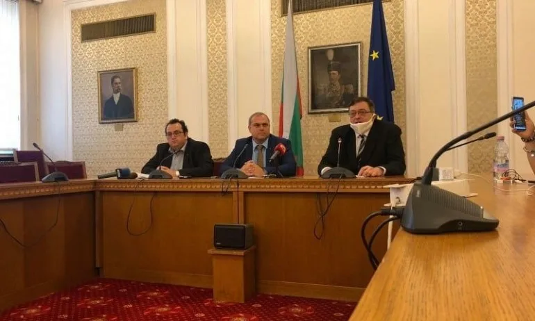 Обединени патриоти със законопроект в защита на физическите лица, изпаднали н неплатежоспособност - Tribune.bg