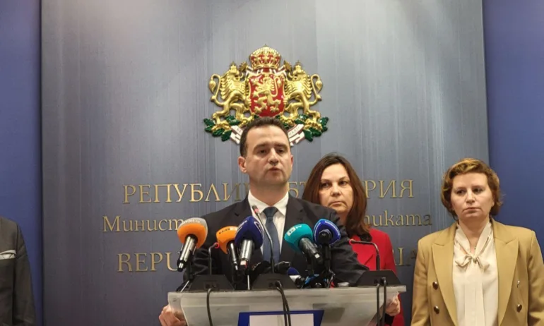 Изплащат компенсациите за домакинствата, които бяхa без ток по празниците с февруарските сметки - Tribune.bg