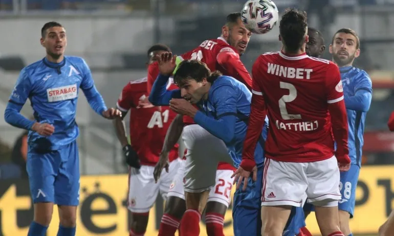 ЦСКА надделя минимално над Левски в напрегнато дерби - Tribune.bg