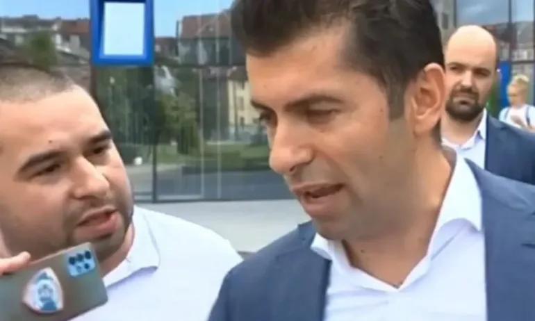 Мрежата: Киро удря журналист. Това е скандално! - Tribune.bg