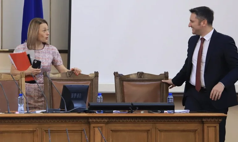 Ива Митева се колебае дали пак ще е кандидат-депутат: Политиката се оказала сложна игра - Tribune.bg