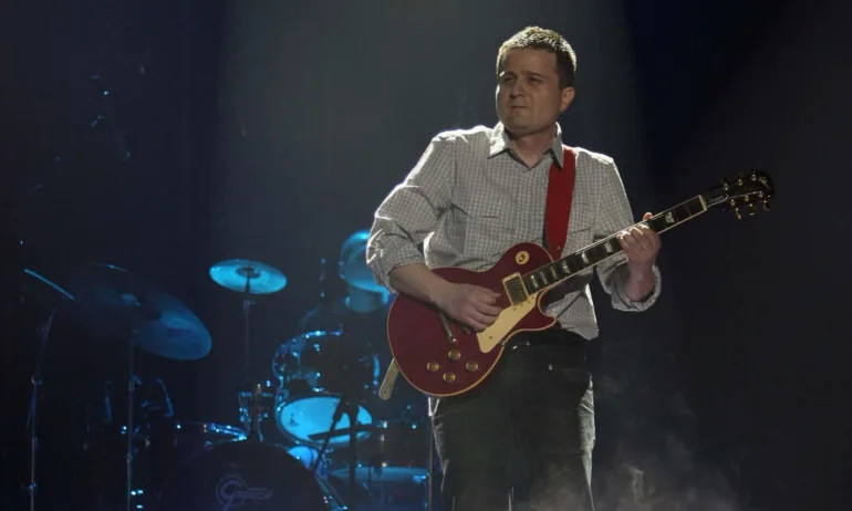 Музикант на Трифонов на косъм от жестока трагедия след гръмване на тротинетка - Tribune.bg