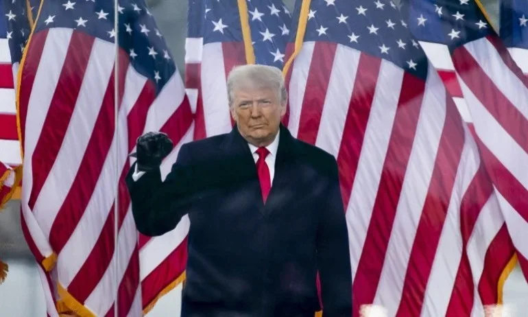 Демократите стартираха процедура на импийчмънт на Тръмп - Tribune.bg