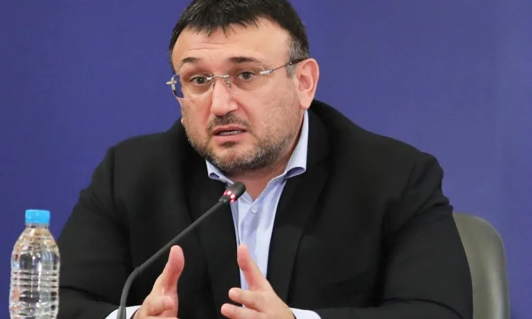 Маринов: Не се подслушват хората под карантина, само се локализира мобилното устройство - Tribune.bg